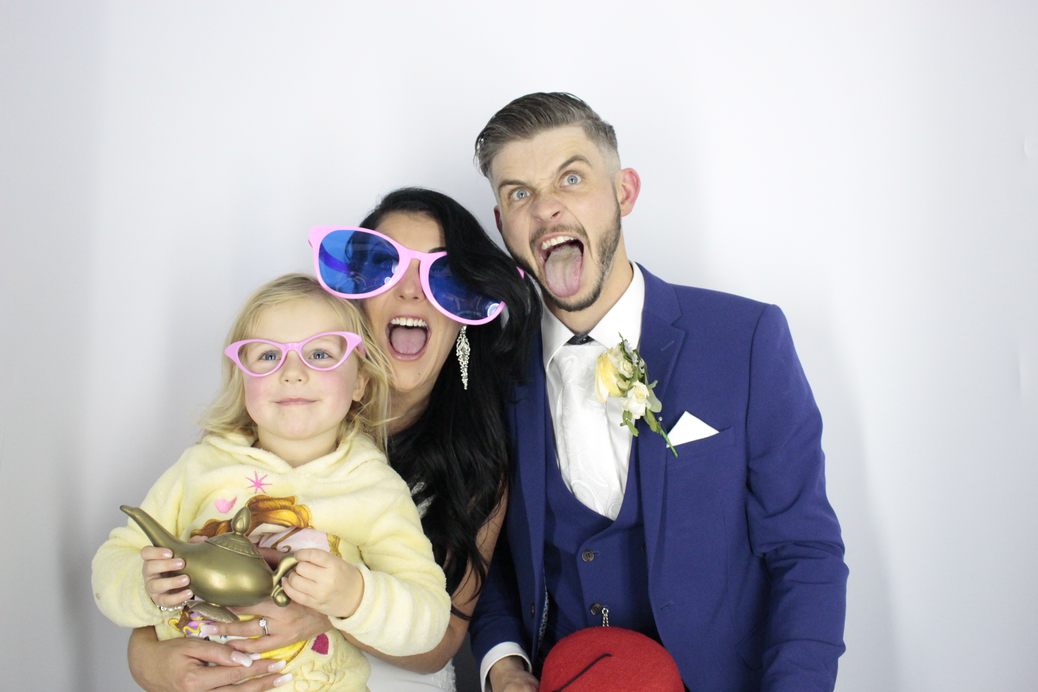 Darren and Claire’s Wedding  | View more photos from the event at gallery.myphotoboothexperience.co.uk/u/MyPhotoBoothExperienceLtd/Darren-and-Claire’s-Wedding